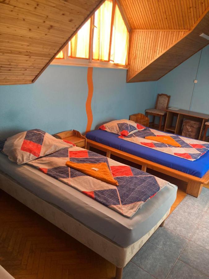 Arany Apartman Aparthotel Cegléd Exterior foto